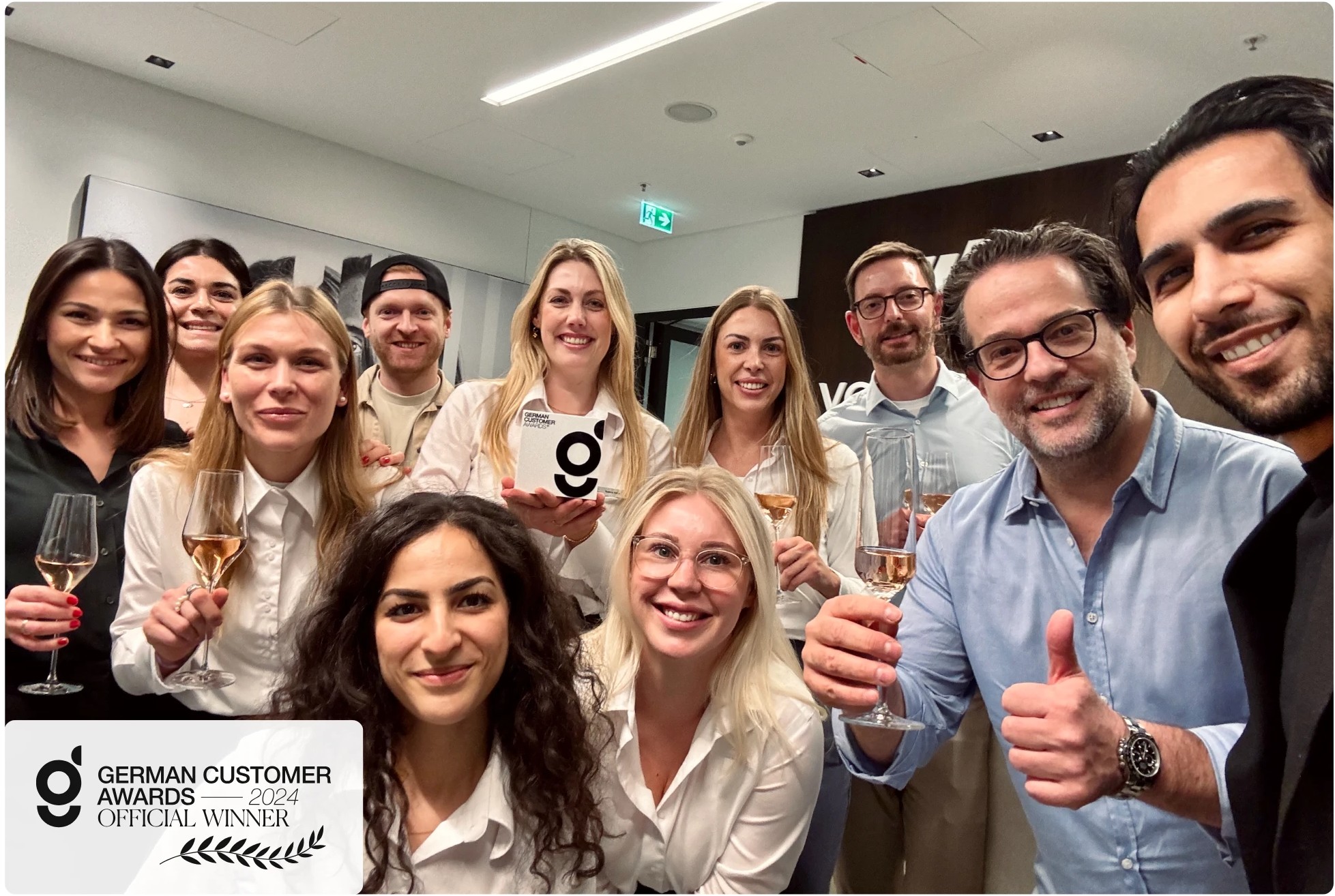 Team vom Augenarzt dr. vision in Frankfurt mit der Auszeichnung für hohe Patientenzufriedenheit