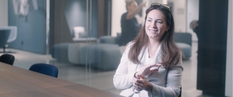 Erfahrungsbericht: Sevim Korkut nach SMILE Pro Augenlaserbehandlung